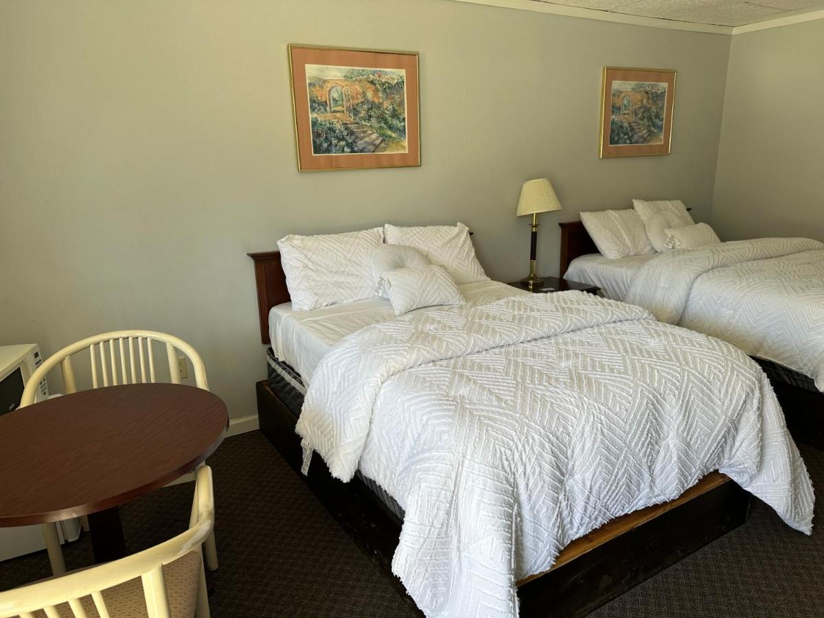 Economy Inn - Housity