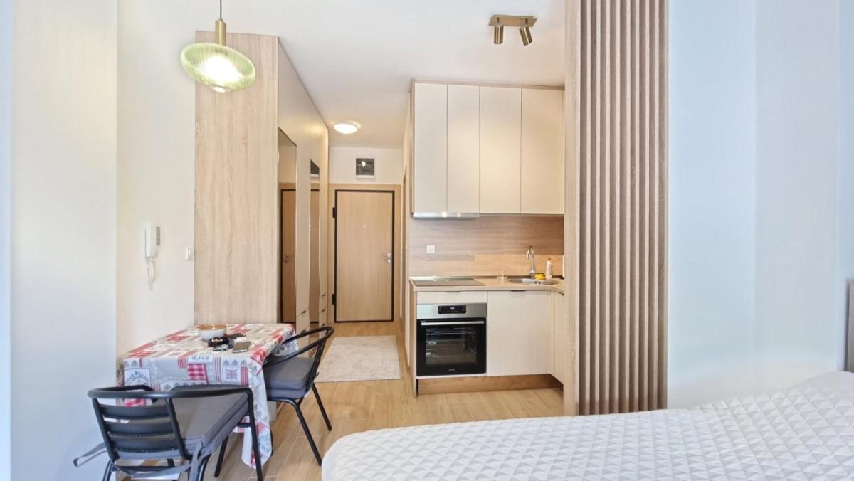 STUDIO SUNRISE - Housity
