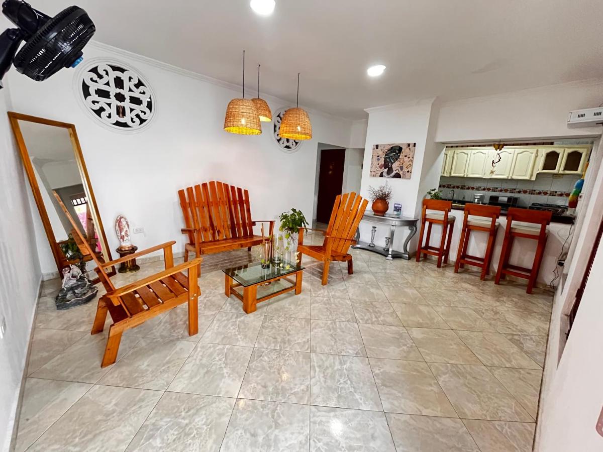 Hostal Maus - Housity