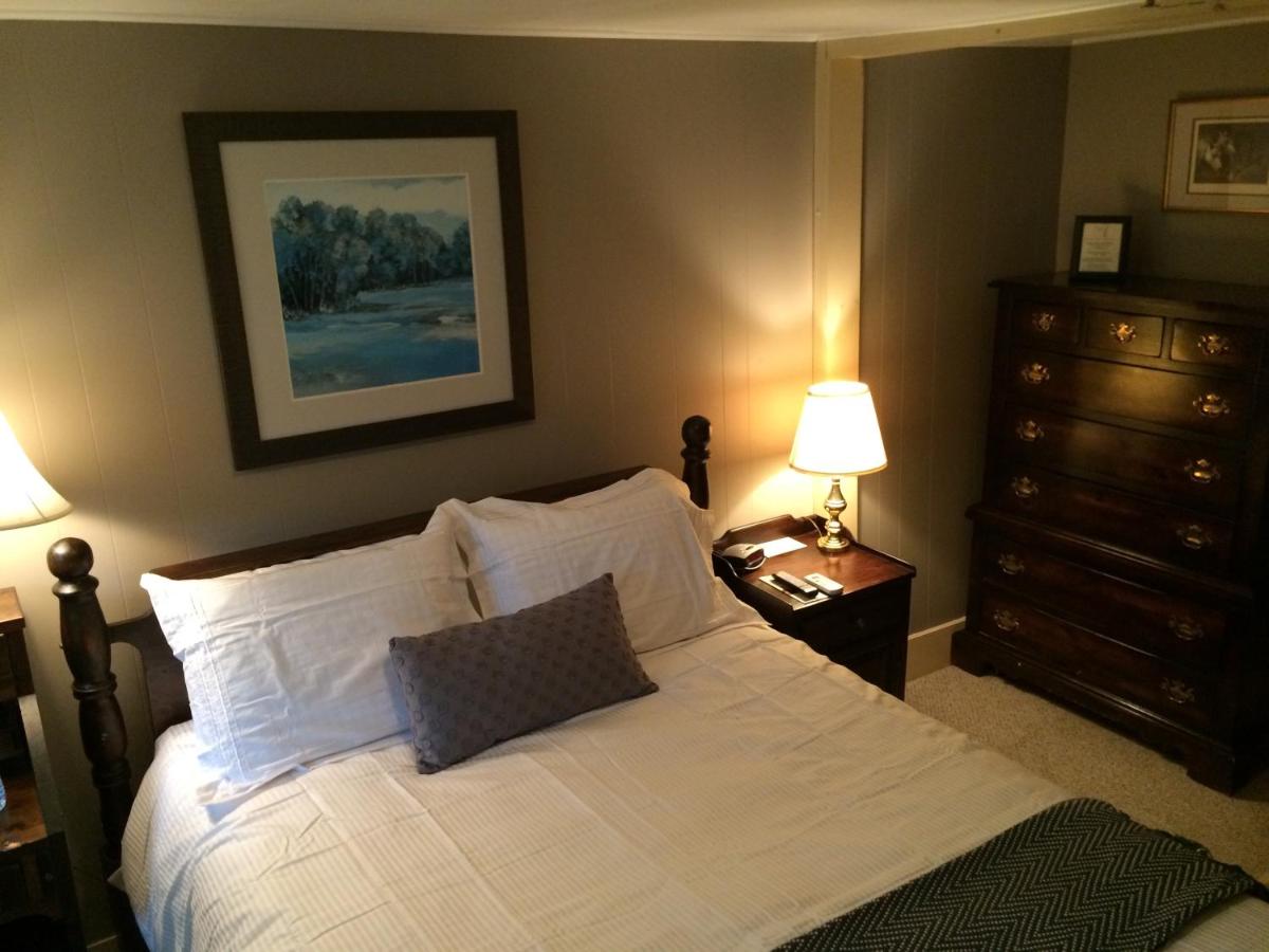 The Frogtown Inn - Housity