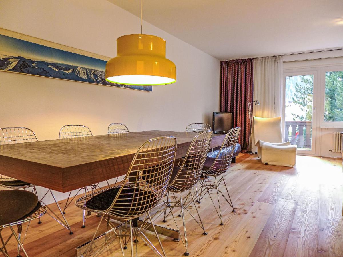 Apartment Chesa Vuorcha by Interhome - Housity