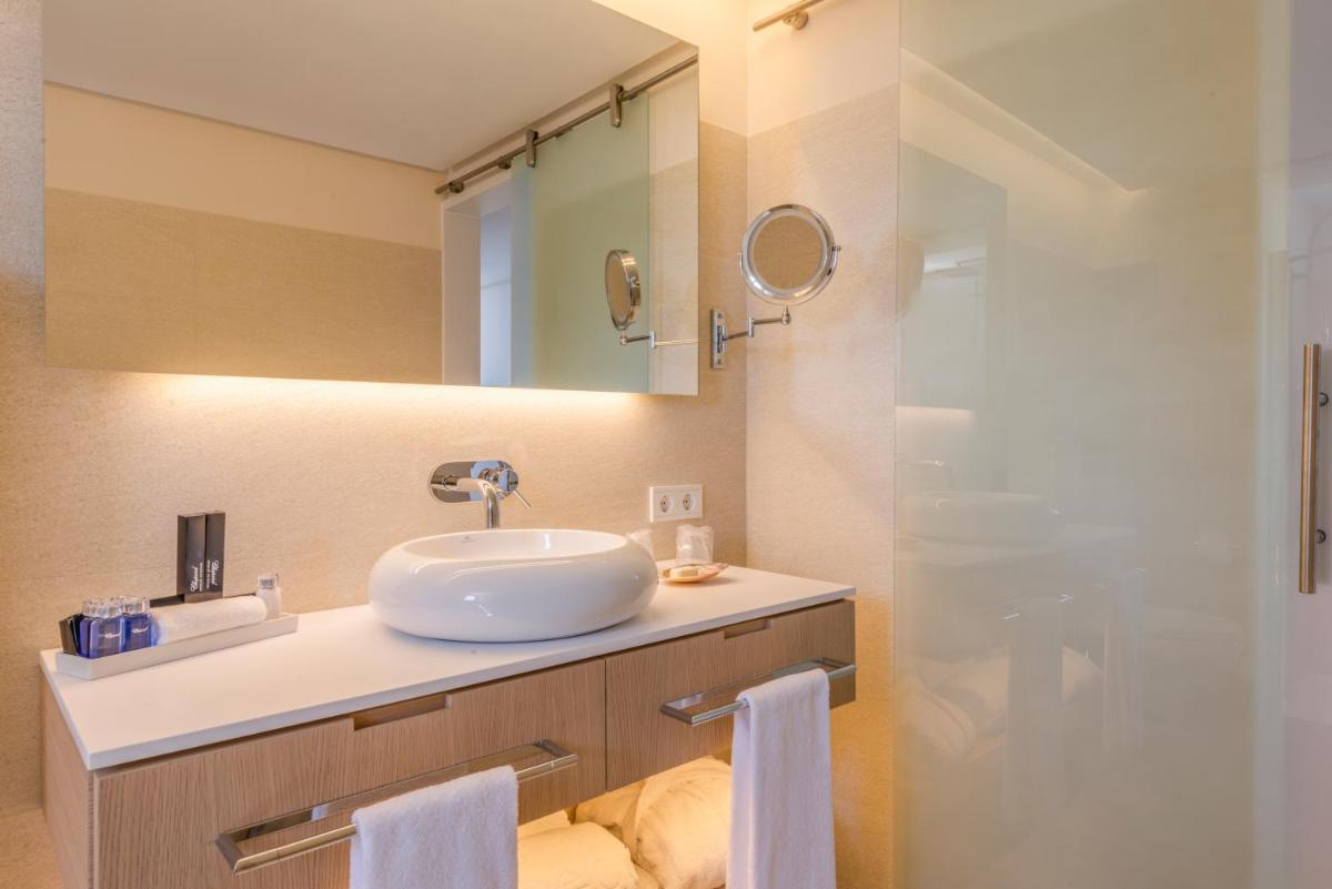 Un baño de Melbeach Hotel & Spa - Adults Only