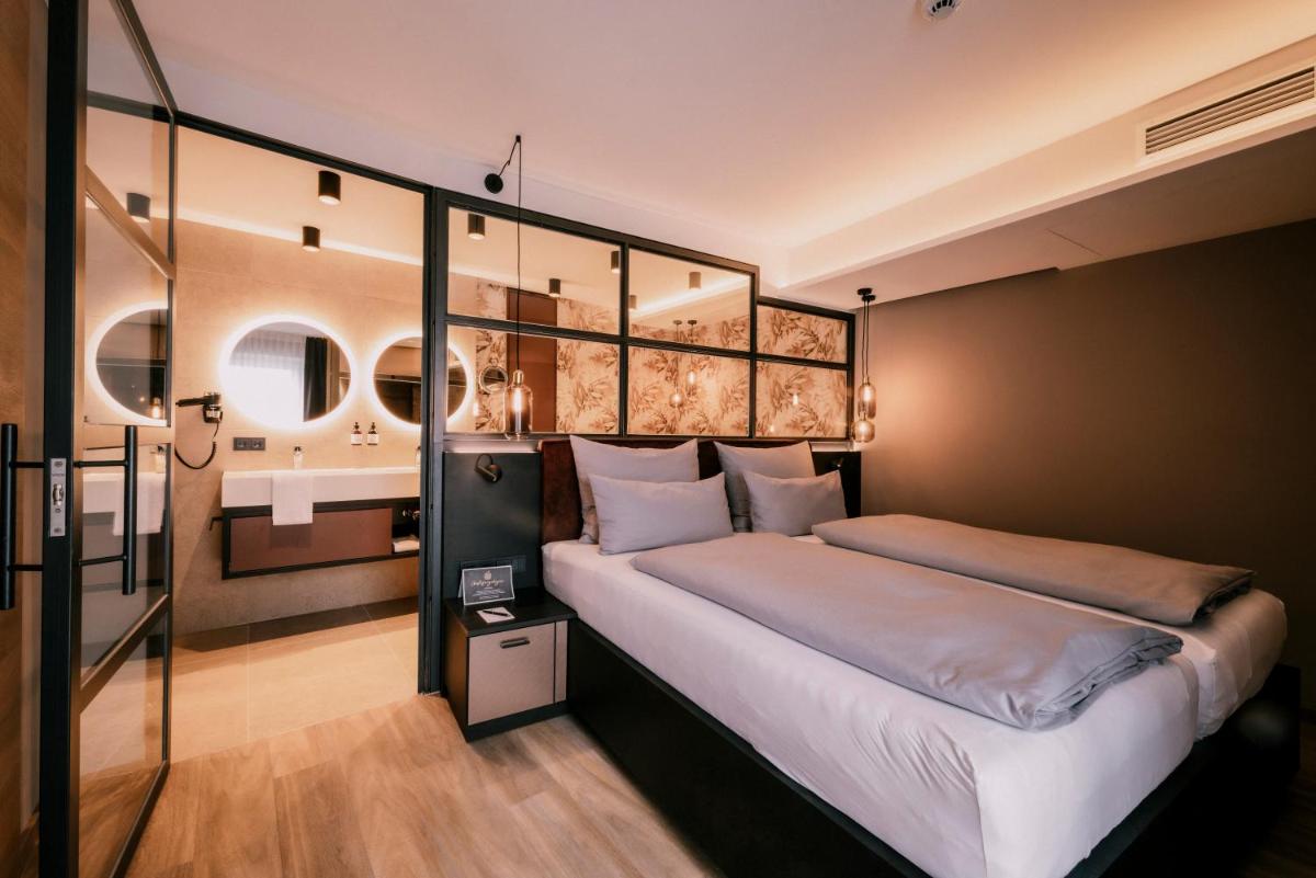 Holzapfel - Housity