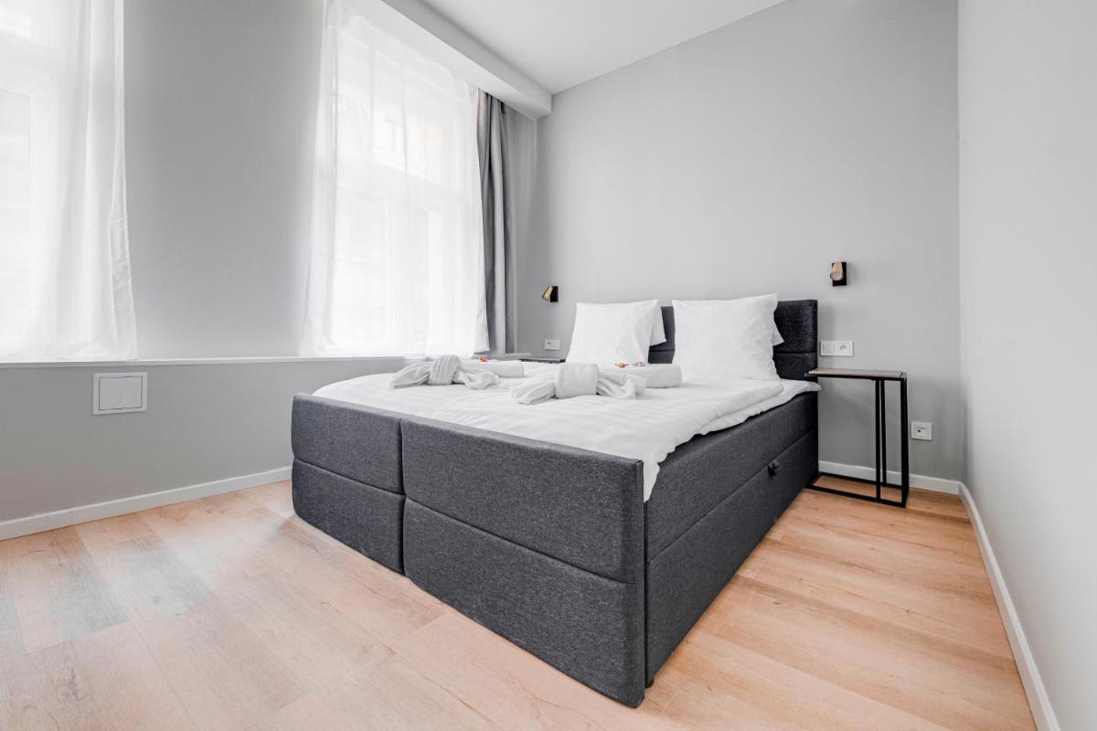 Koruna Hotel - Housity