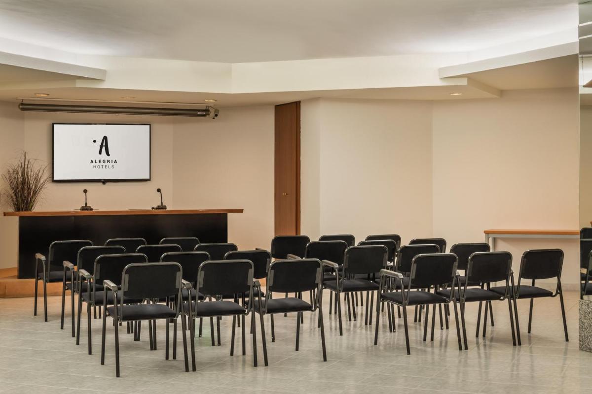 Zona business o sala de conferencias en ALEGRIA Florida Park