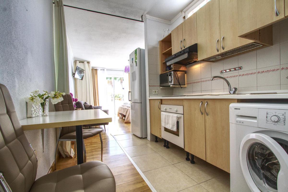 Apartments Island Village Heights - Hizvo