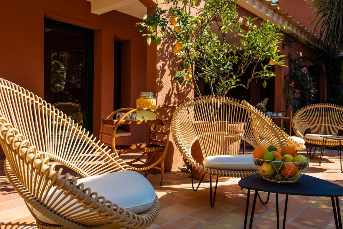 Coin salon dans l'établissement Villa Duflot Hôtel & Spa Perpignan
