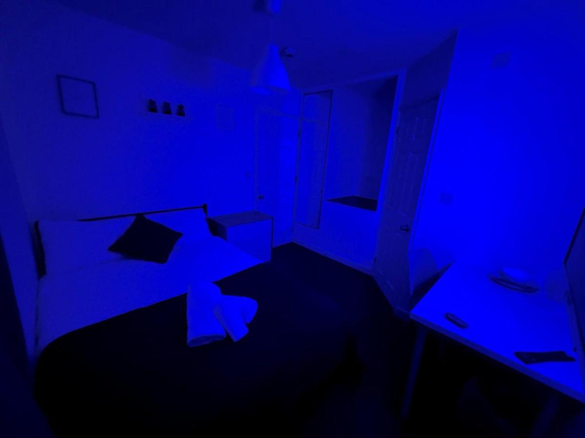 Deluxe Ensuite Double Room with Ensuite - Housity