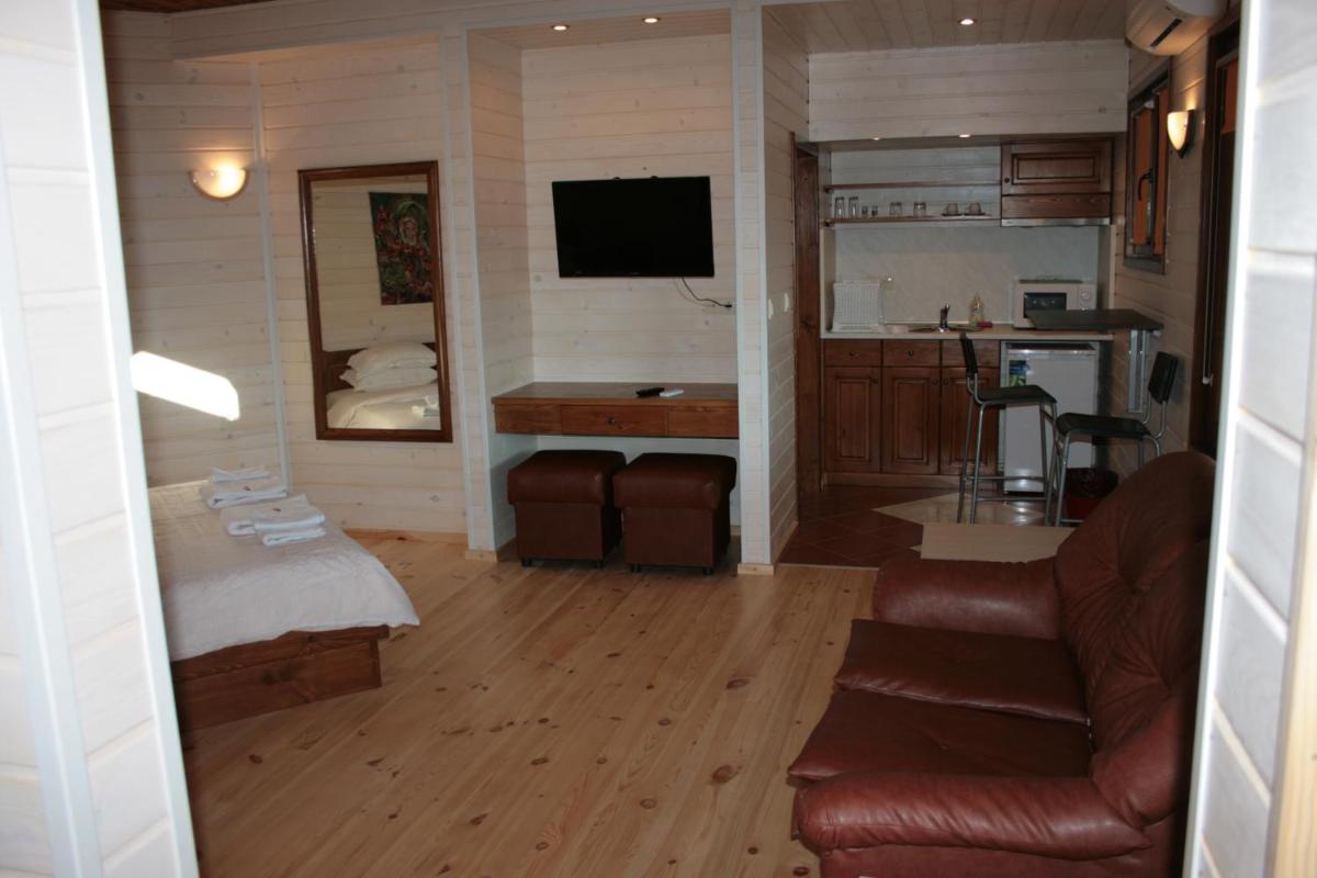 Tora Bora Guest House - Housity