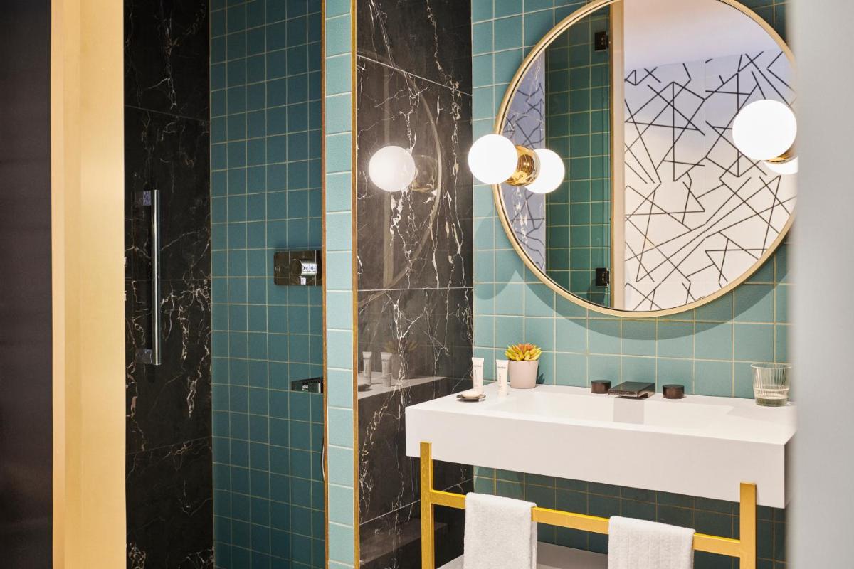 Un baño de Grand Hyatt Barcelona