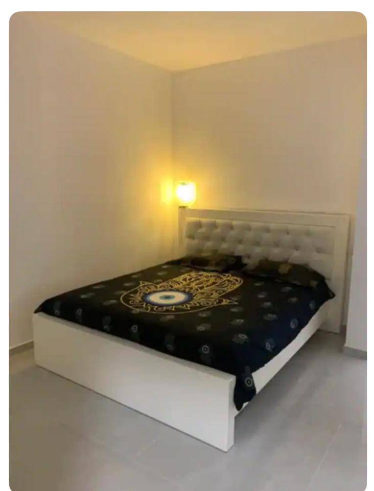 Romy boutique - Housity