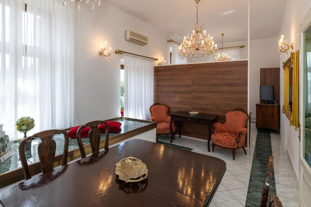 Apartments Villa Castello - Housity