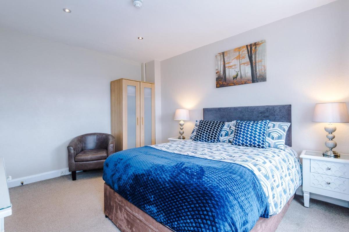 Holcombe Guest House - Housity