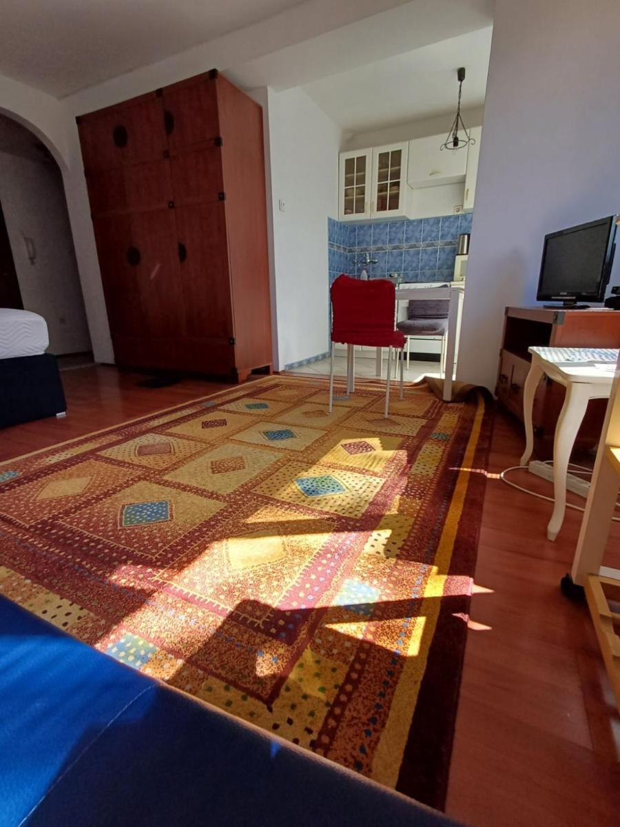 Brand New - Central Apartments - Housity