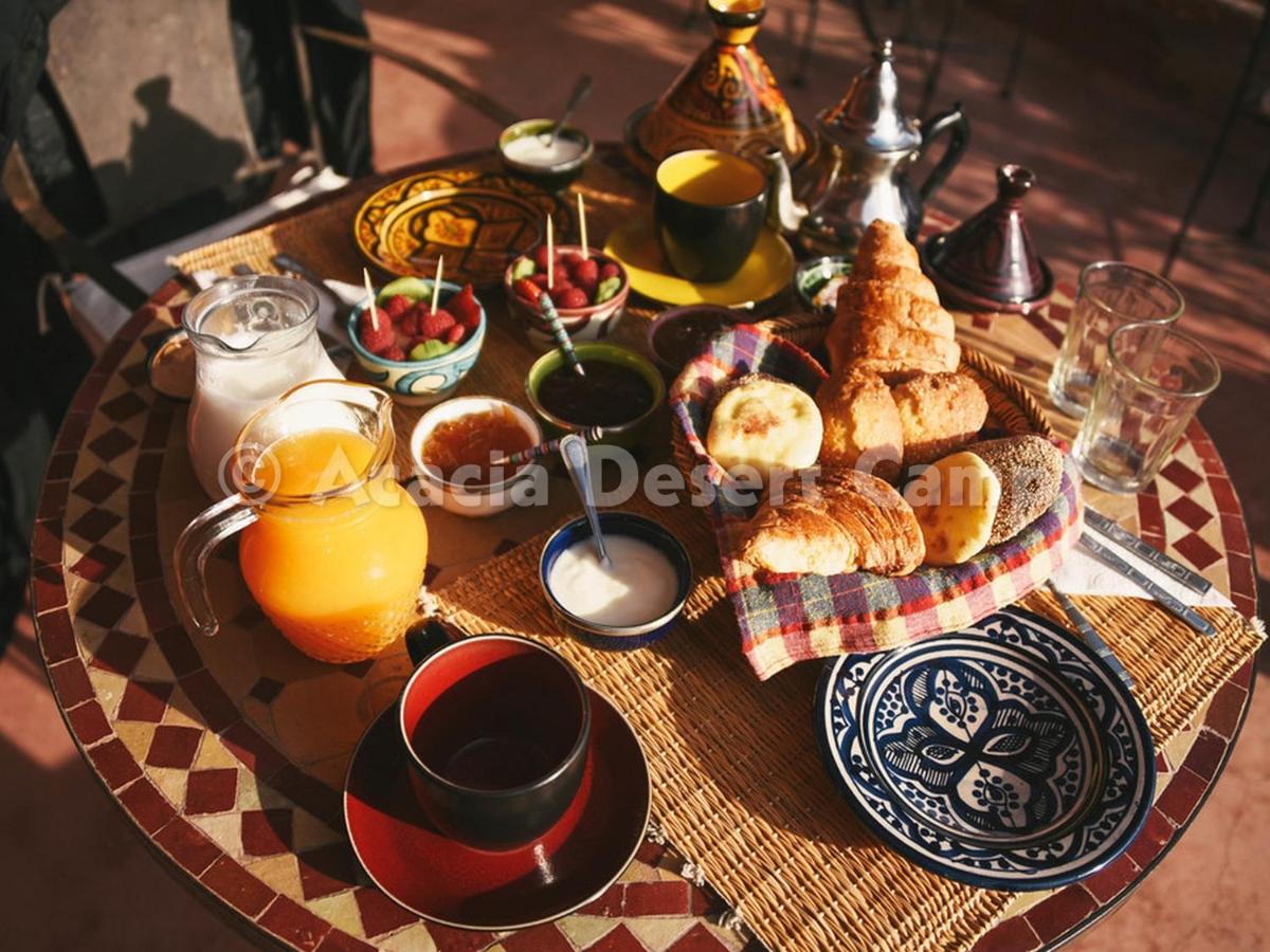 Acacia Desert Camp - Hizvo