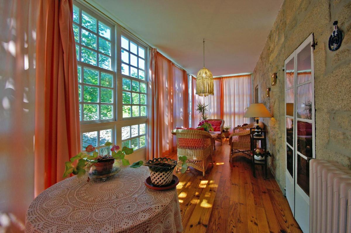 Casa Grande De Trives - Housity