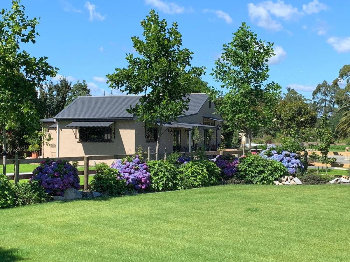 Willow Cottage Retreat - Housity