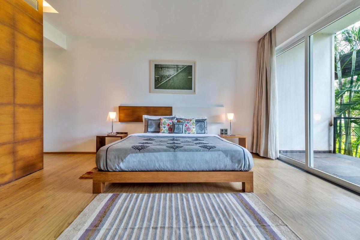 StayVista at Acacia Skies with Beach View & Kitchen Access - Housity