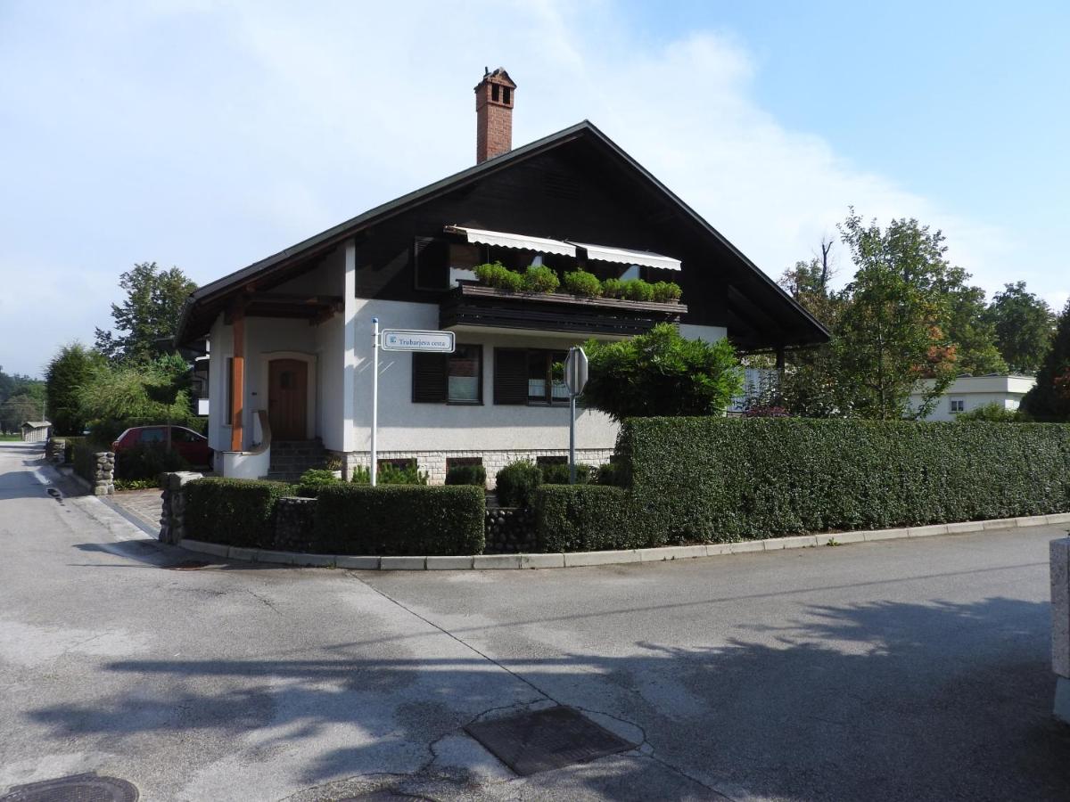 Guest House Vera - Housity