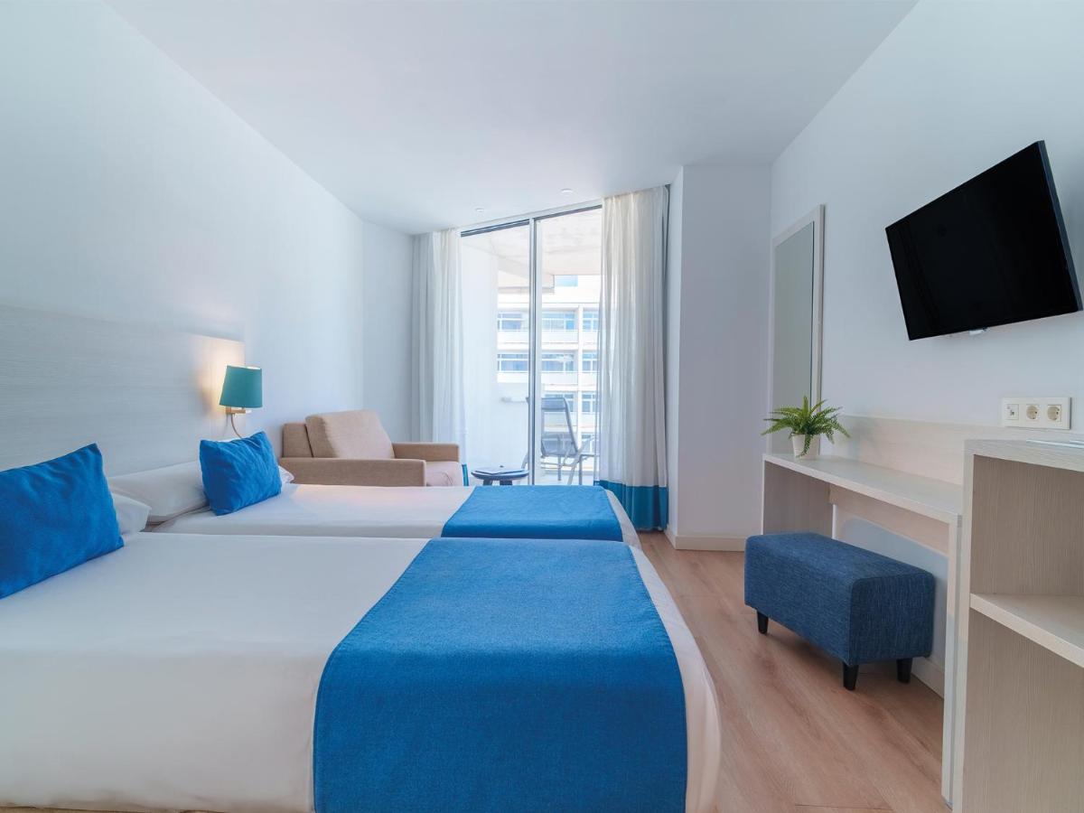 Cama o camas de una habitación en Spirit Hotel Benalmadena Beach