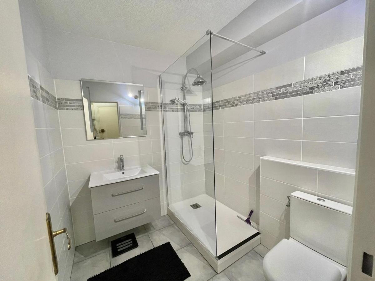 Appartement 1 Chambre Petit Juas - Housity