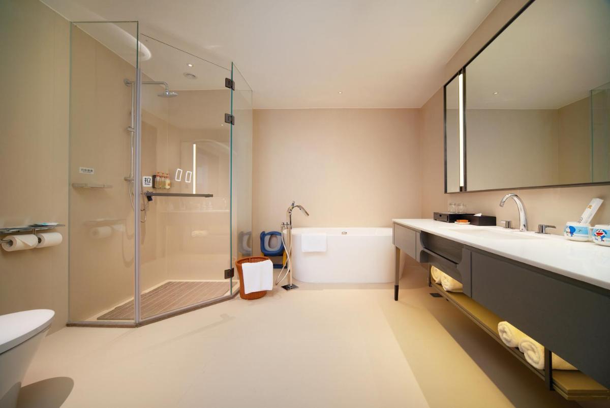 Crowne Plaza Dujiangyan, an IHG Hotel - Housity