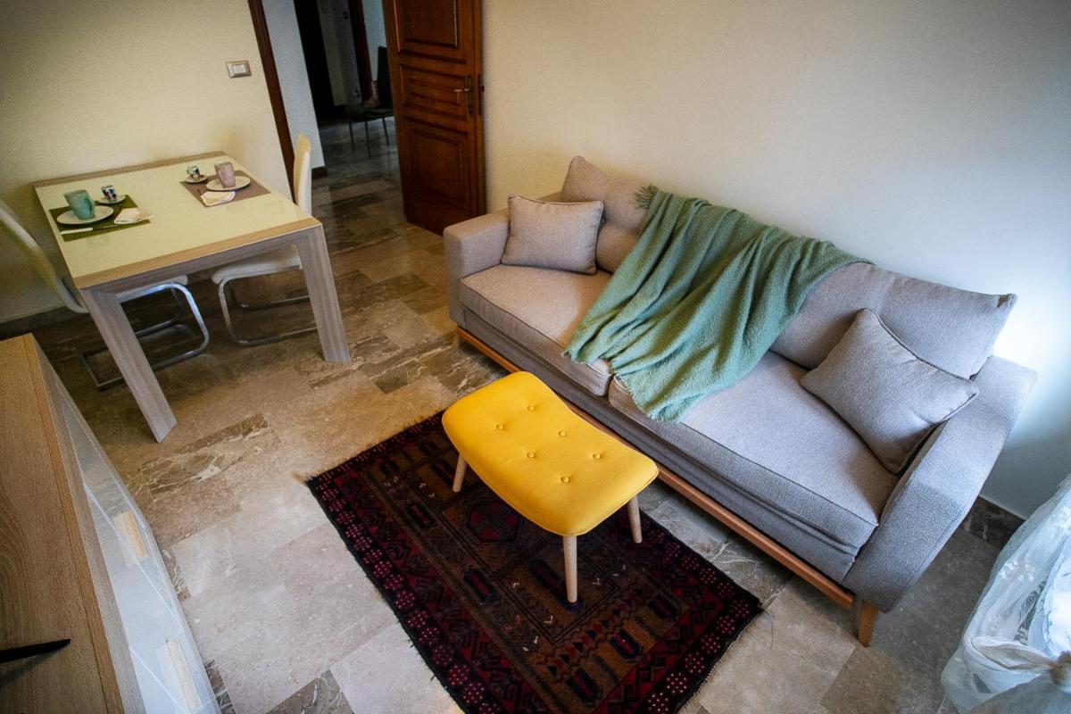 Monte camicia - cozy home in city center-spacious-free parking - Housity