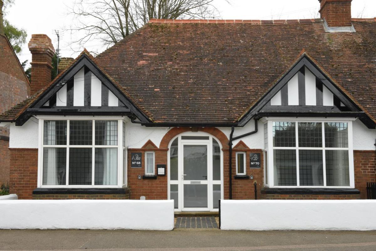 The Almshouse Suites - Housity