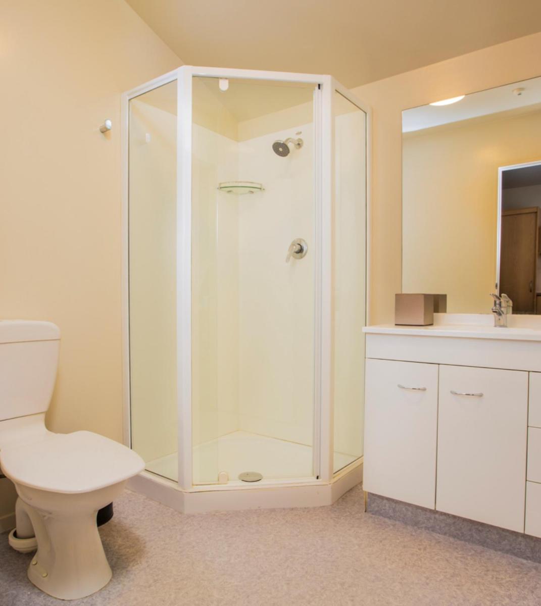 Greenlane Suites - Hizvo