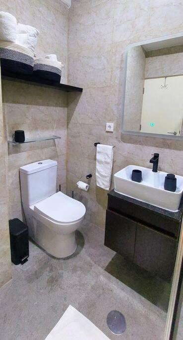 Modern design 1br in downtown Luanda - Hizvo