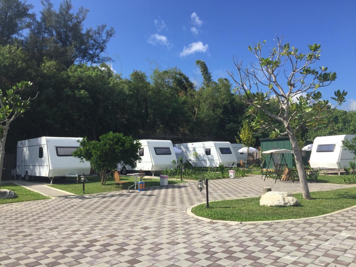 Kenting Houbihu Camping Car B&B - Housity