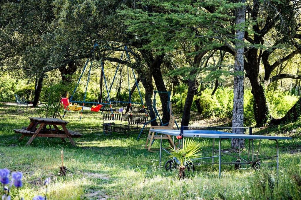 Nouveau! Mas provençal - charme et nature - à 2 pas de Sommières - Housity