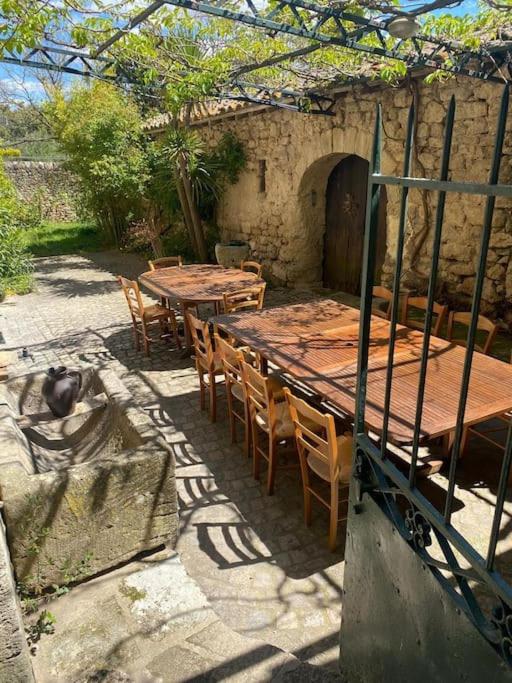 Nouveau! Mas provençal - charme et nature - à 2 pas de Sommières - Housity