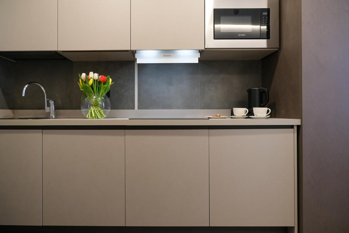 Emerald Green Residence - Housity