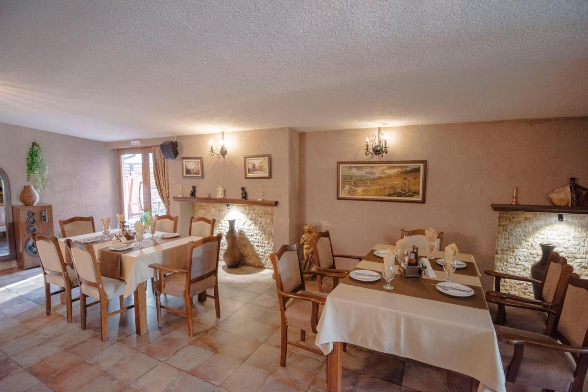Hotel Kiko - Housity