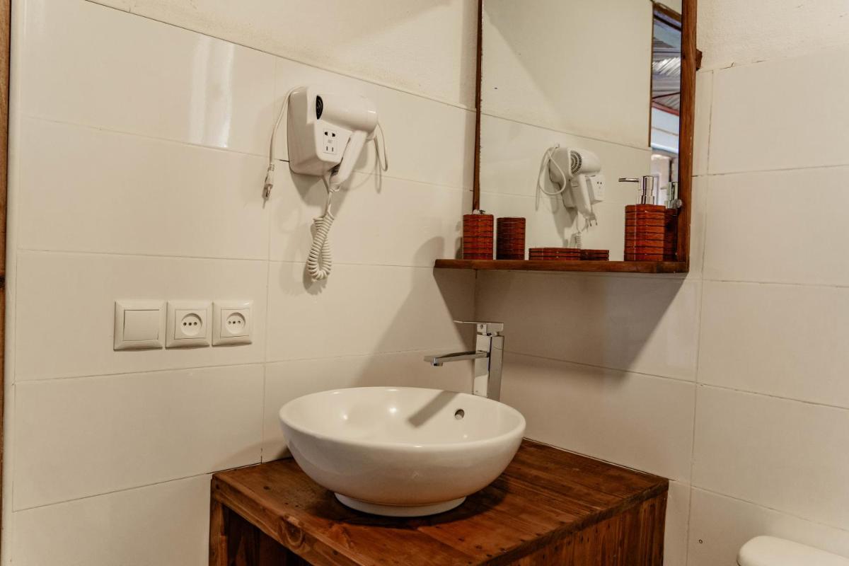 Long Beach Resort, Nosy Be - Housity