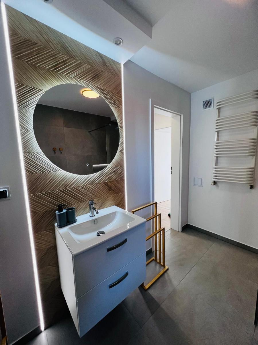 Apartamenty na Nadmorskiej - Housity