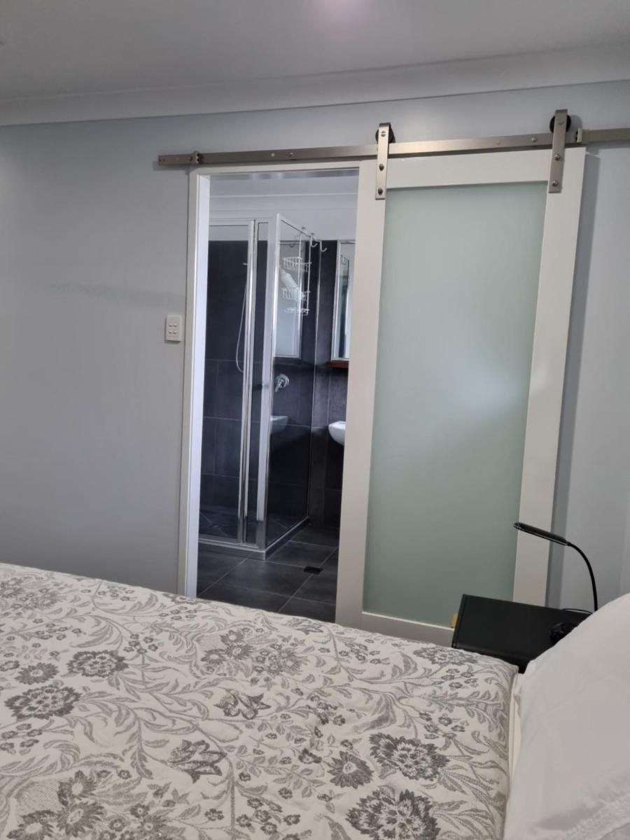 Markwell 2Bed 2Ensuite Villas Kingaroy - Housity