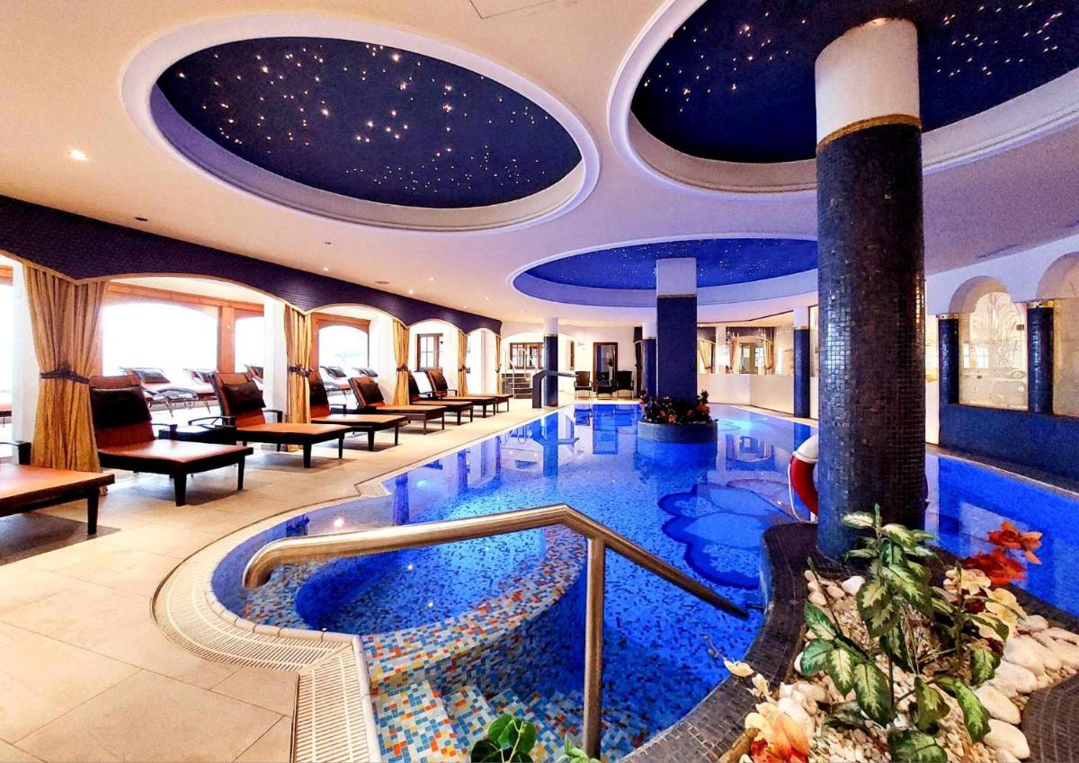 Wellnesshotel Parkschlössl zu Thyrnau Ihr adults only SPA Resort - Housity