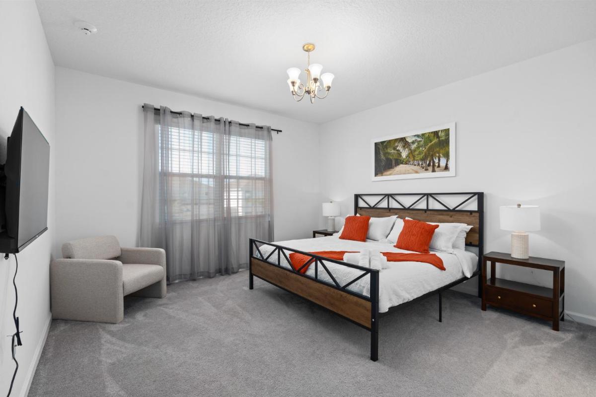 Cozy Master Room with Private Bath - Housity