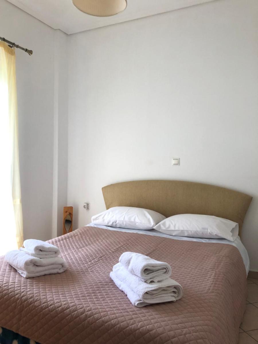 Beachfront Loulas house Skaloma - Housity
