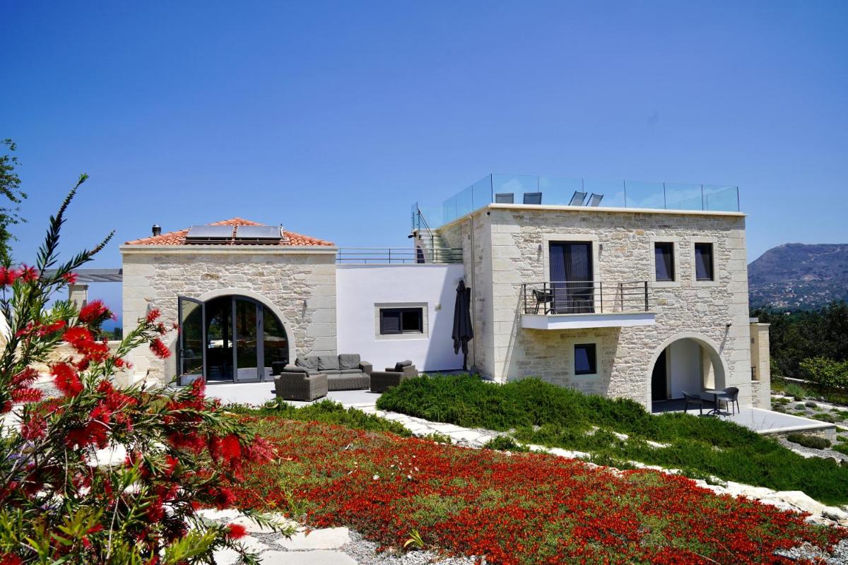 Villa Annie Crete - Private Luxury Villa with Sea and Mountain Views - Housity