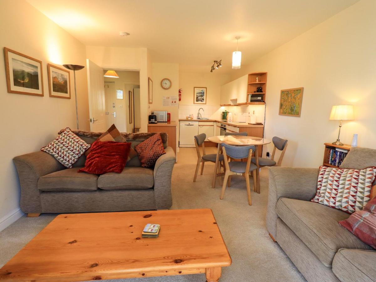 Puddleduck - Housity