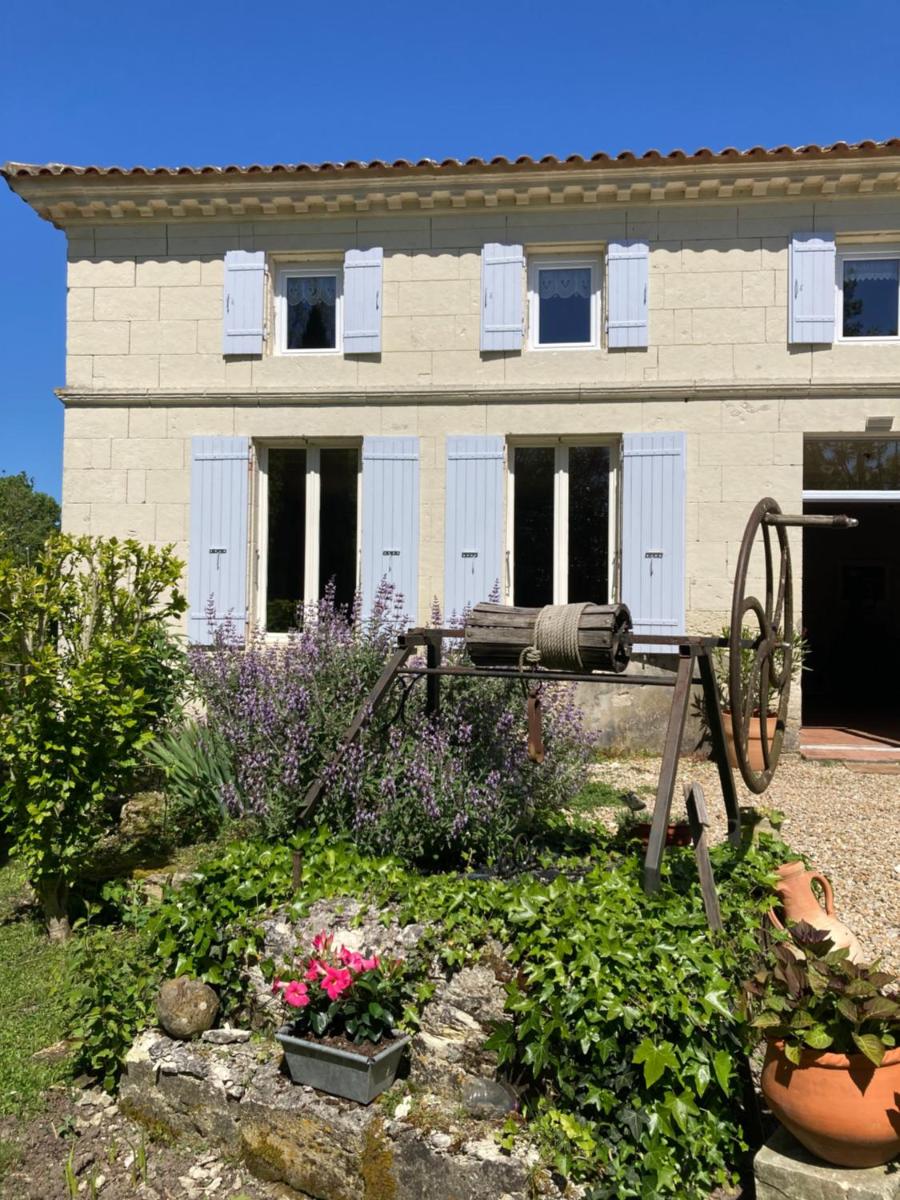 Les Ganivelles - Housity