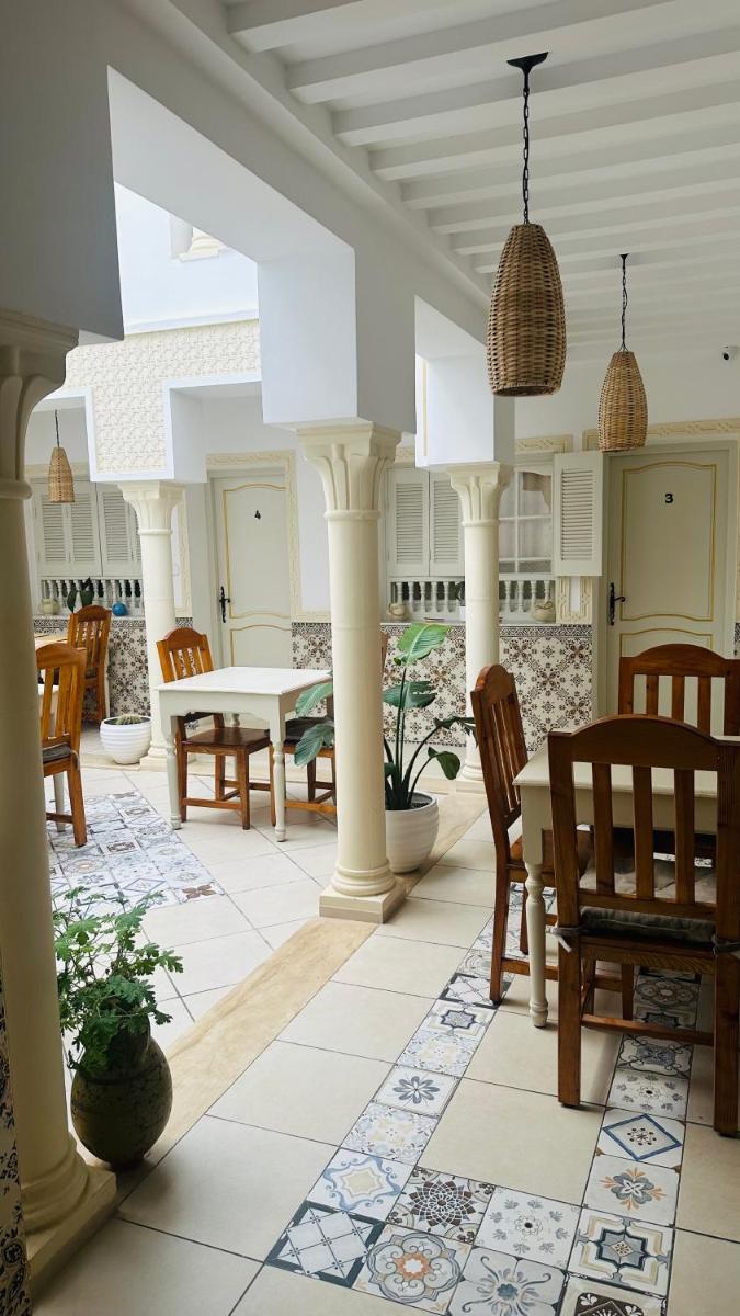 Hotel Dar Al Madina - Housity
