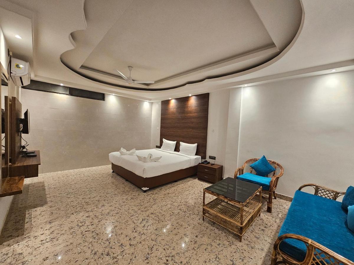 The Destination Resort - Housity