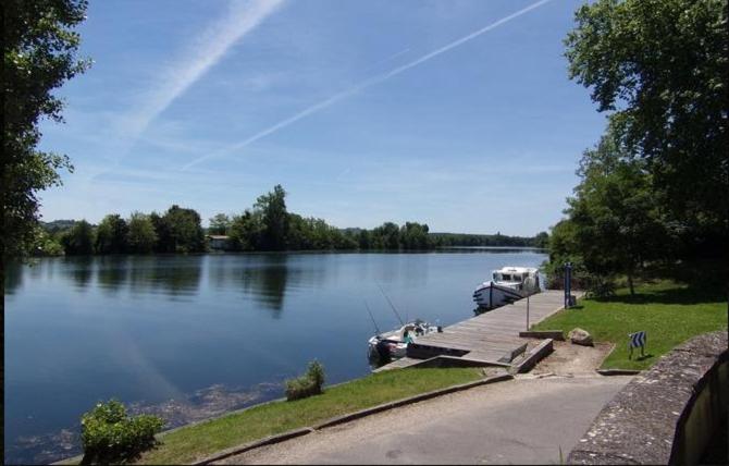 Au Bourg - Housity