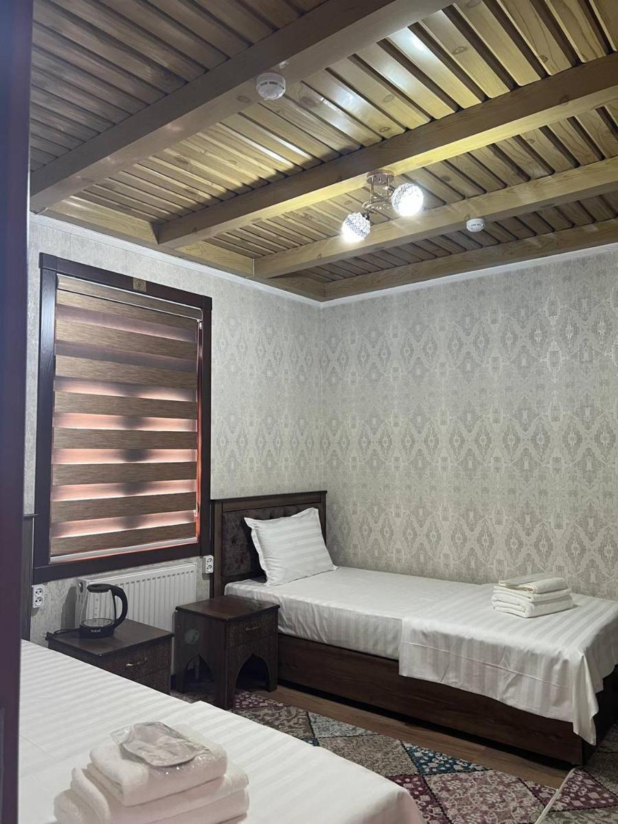 Vaziri A'zam Hotel - Housity