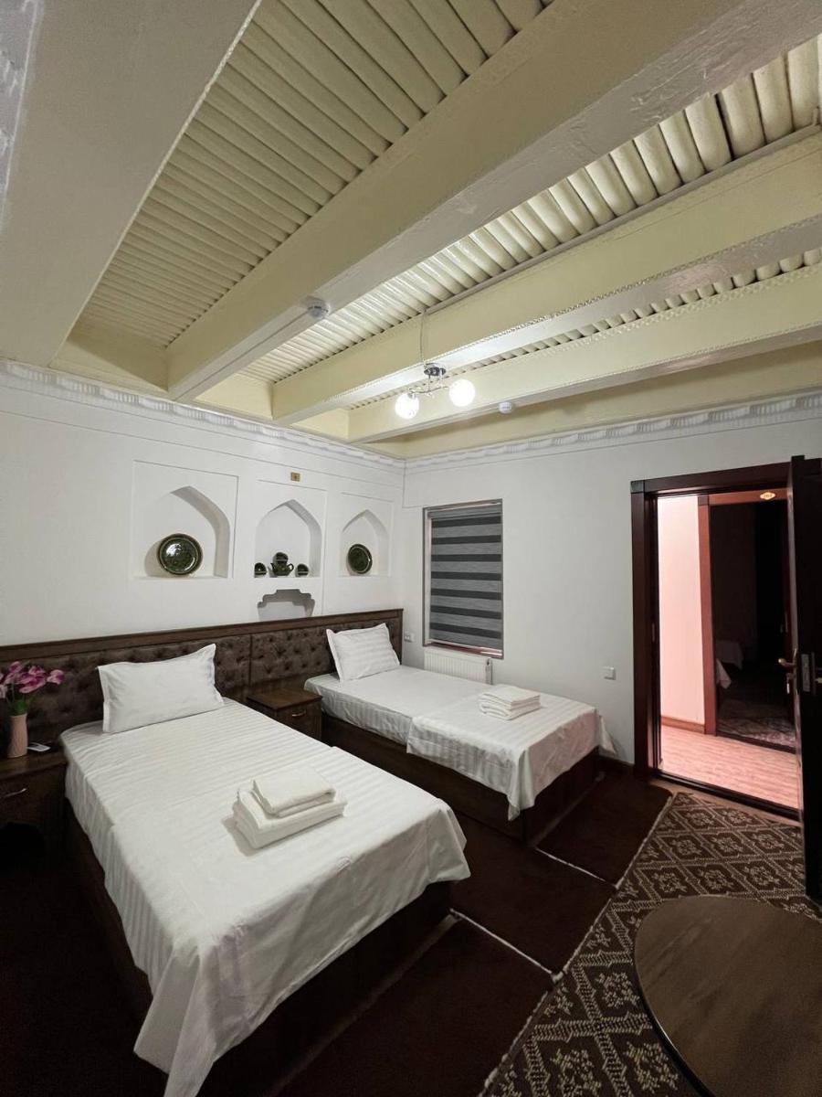 Suitetrails - Vaziri A'zam Hotel