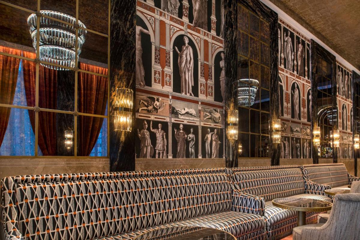 Zona de estar de Hotel Palacio del Retiro, Autograph Collection